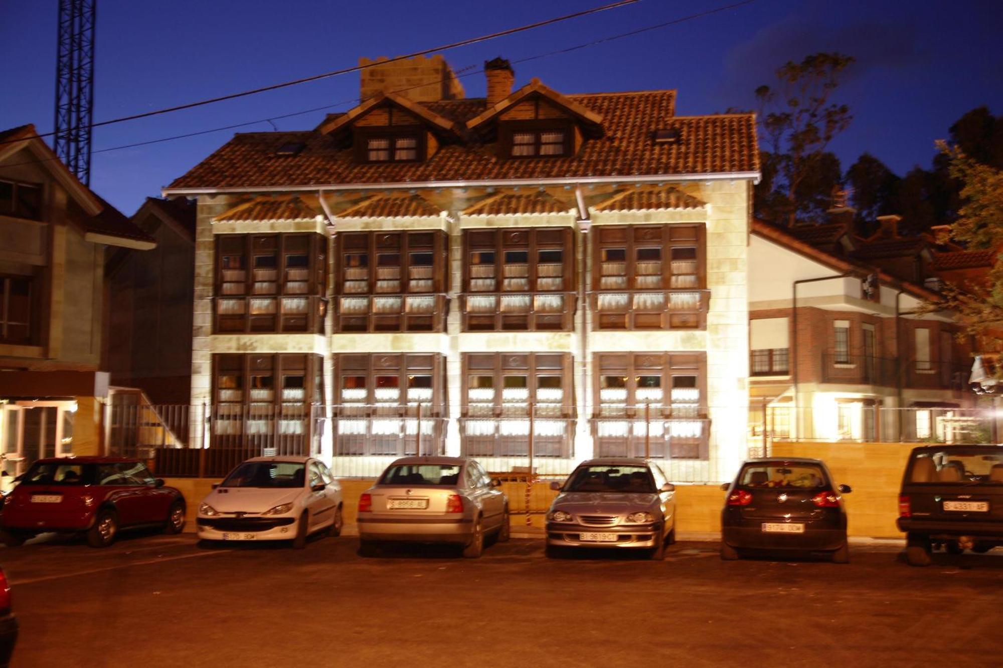 Posada-Spa Privilegio de Vara Noja Exterior foto